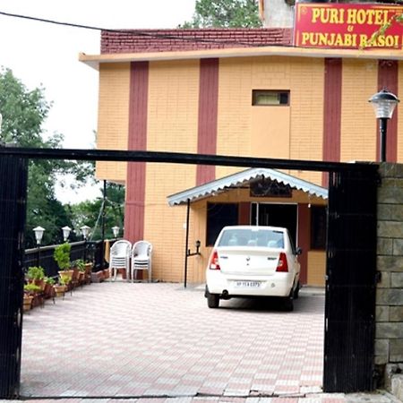 Kasauli Hotel Puri Exteriér fotografie